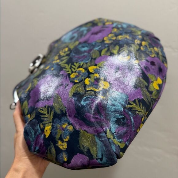 Original Design! Cowhide Leather Floral Print Handmade Metal Frame Slouchy Bag - Picture 15 of 16